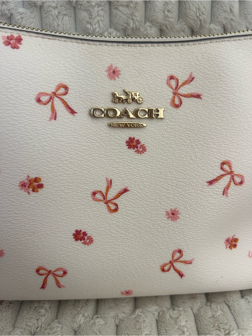 EUC Coach Clara Pink Bow Shoulder Crossbody Bag White Pebbled Leather Floral - Picture 2 of 9